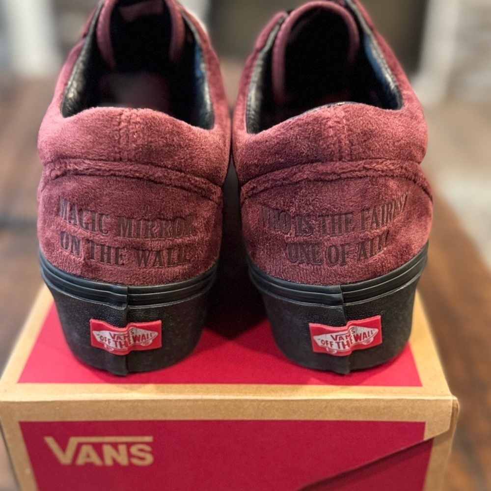 Vans x Disney Old Skool Stackform  “Poison Apple” Sneaker - Picture 3 of 16